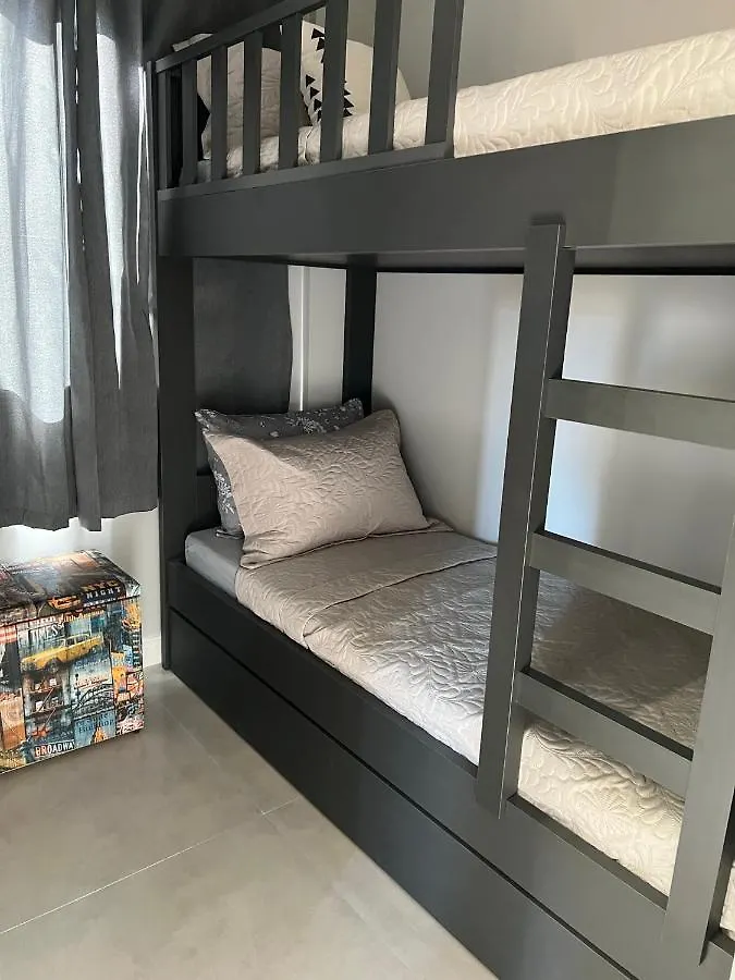 Charmoso apartamento 4 minutos Avenida Atlântica!! Wi-Fi e vaga privativa!! Balneário Camboriú